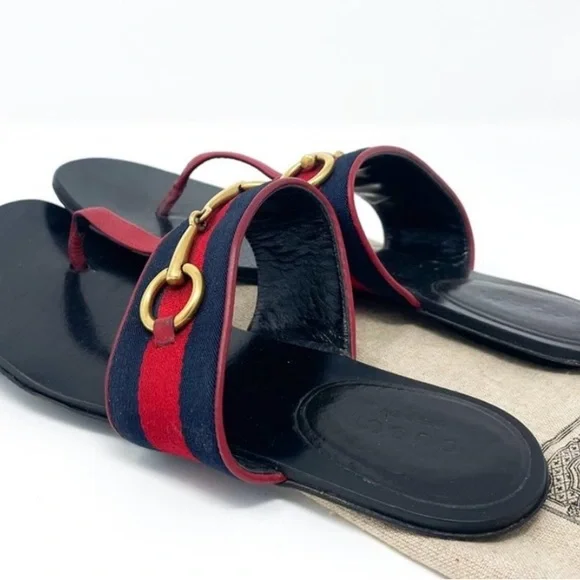 Gucci Black and Red Sandals with Elegant Horsebit - Picture 2 of 4